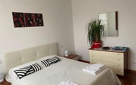 Bella Ciao Airport Apartment